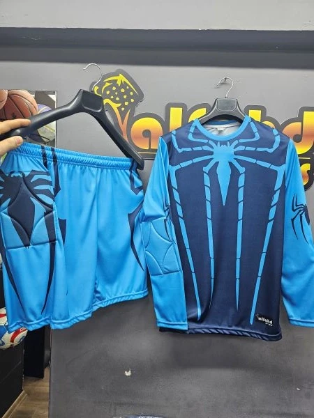 Spider-Themed Goalkeeper Kit