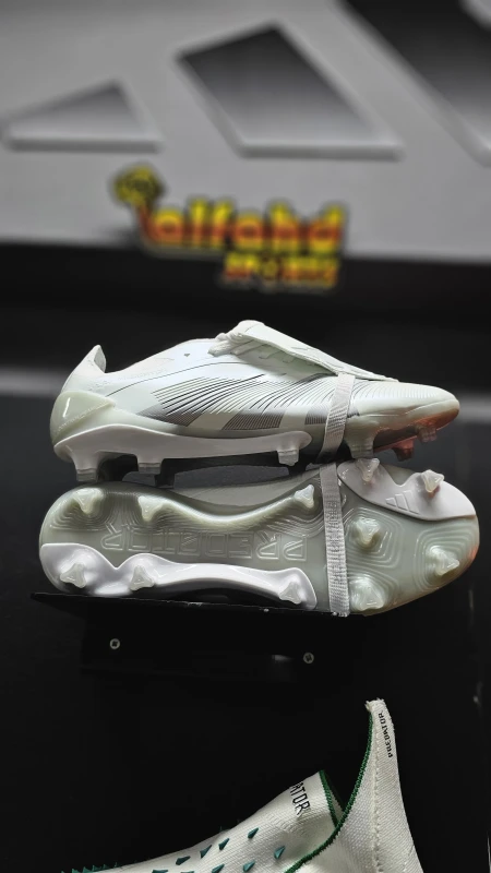 Adidas Predator FG 30